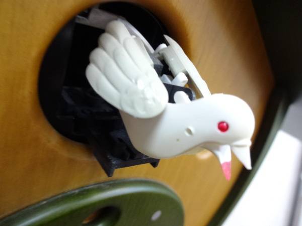 シチズン掛け時計はファインカッコーネスト 4MJ884ー005 クオーツ シチズン掛け時計はファインカッコーネスト 4MJ884ー005 クオーツ