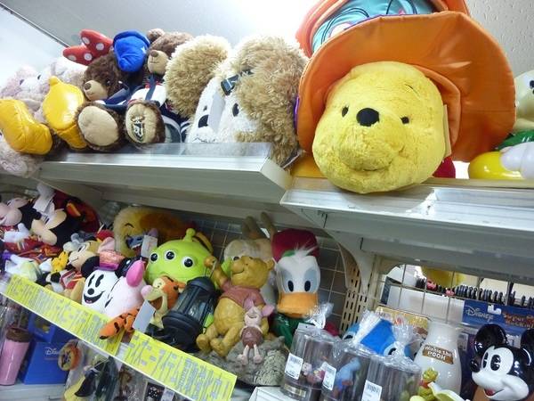 プーさんとピグレットの可愛い置物が入荷しました！！【大宮店】｜2017