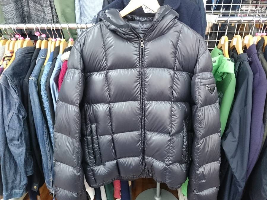 PRADA ダウンジャケット Tg.54 グレー PRADA ダウンジャケット Tg.54 グレー