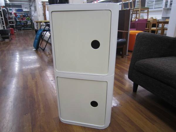 Kartell(カルテル) コンポニビリ 2段 スクエアエレメント」入荷