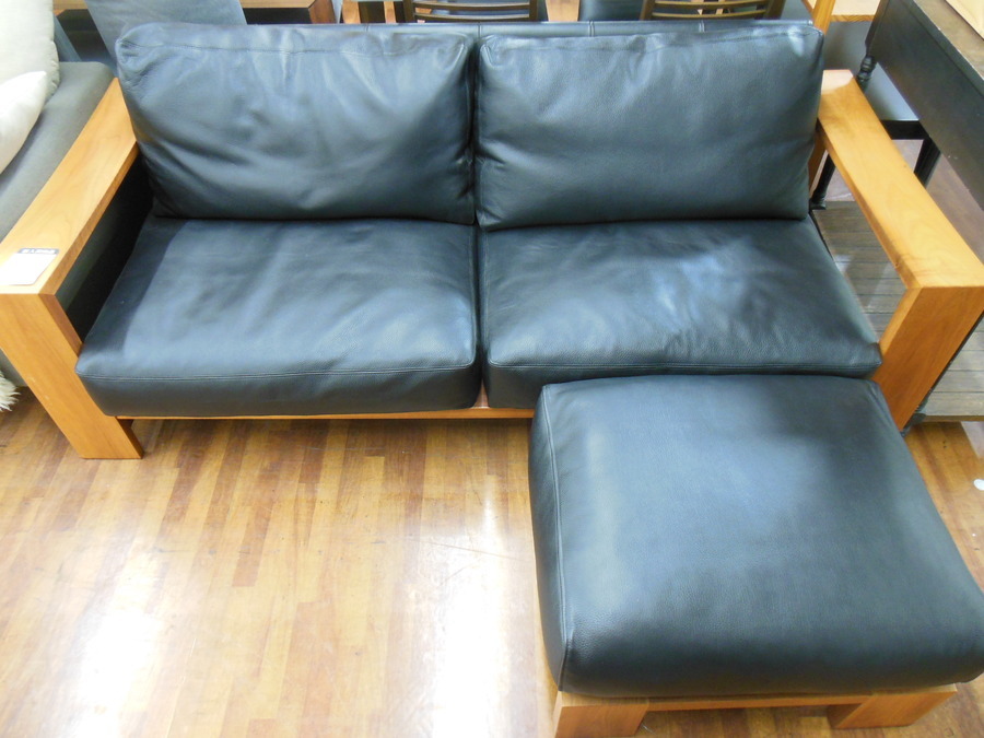 家具蔵 3人掛けソファー オットマン付 入荷!!【大宮店】｜2020年03月11