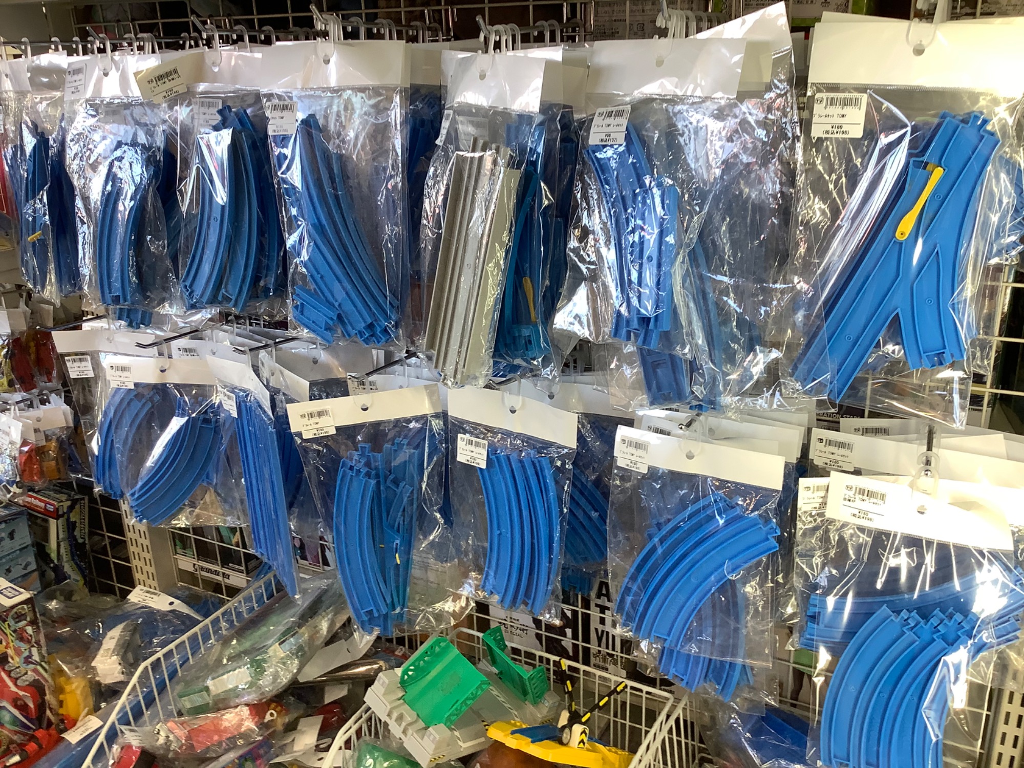 プラレール大量入荷しました！！｜2023年01月10日｜リサイクルショップ