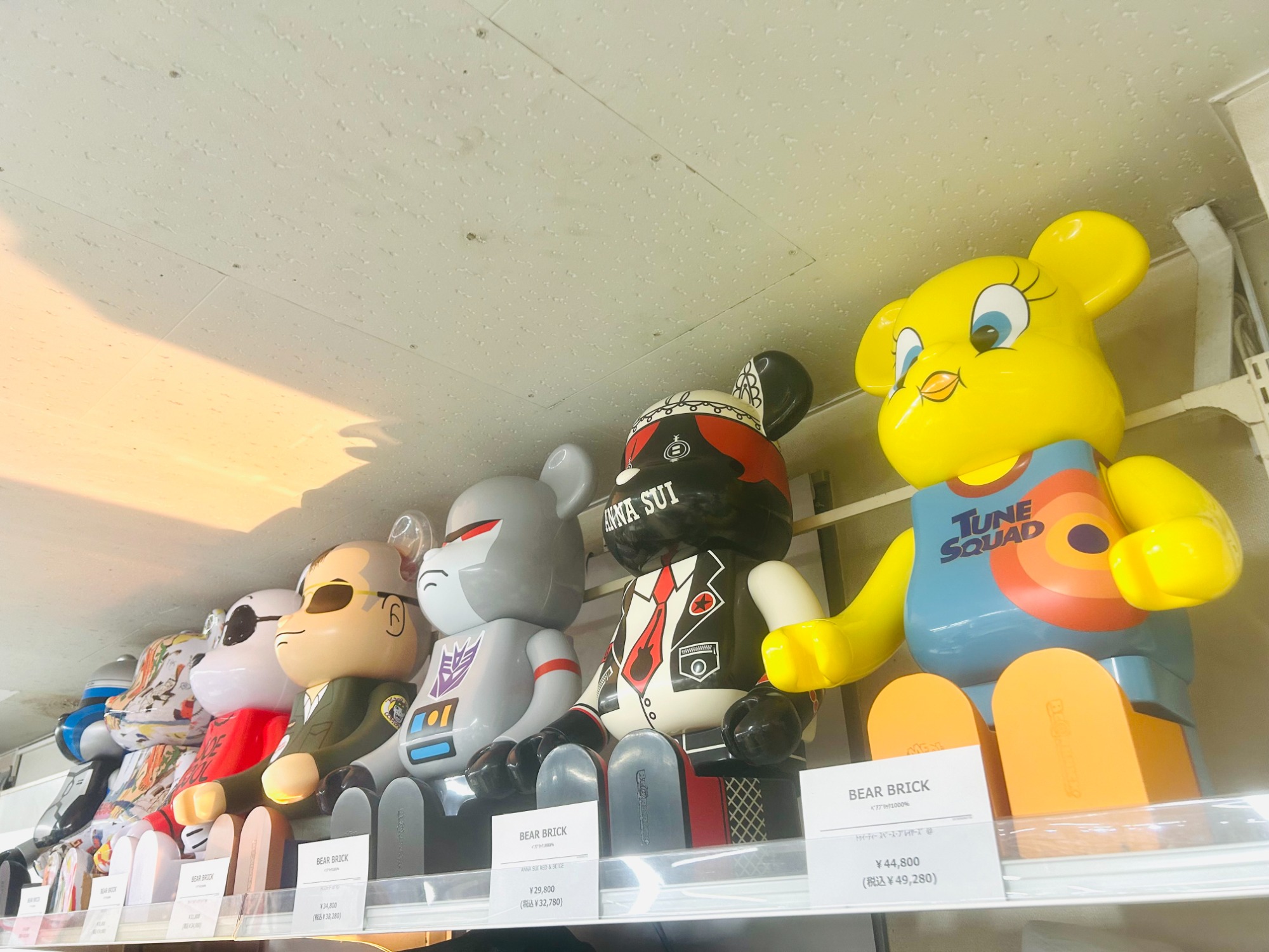 ベアブリック1000％ 大量入荷致しました！｜2023年12月18日