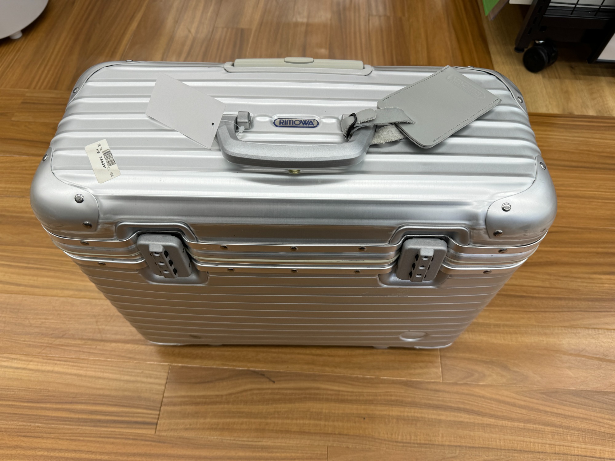 ★脳内休憩中ＲＩＭＯＷＡ旧ロゴ完売です。  2024年産福岡の米10kg RIMOWA(リモワ) スーツケース 買取入荷しました!!｜2024年09月15
