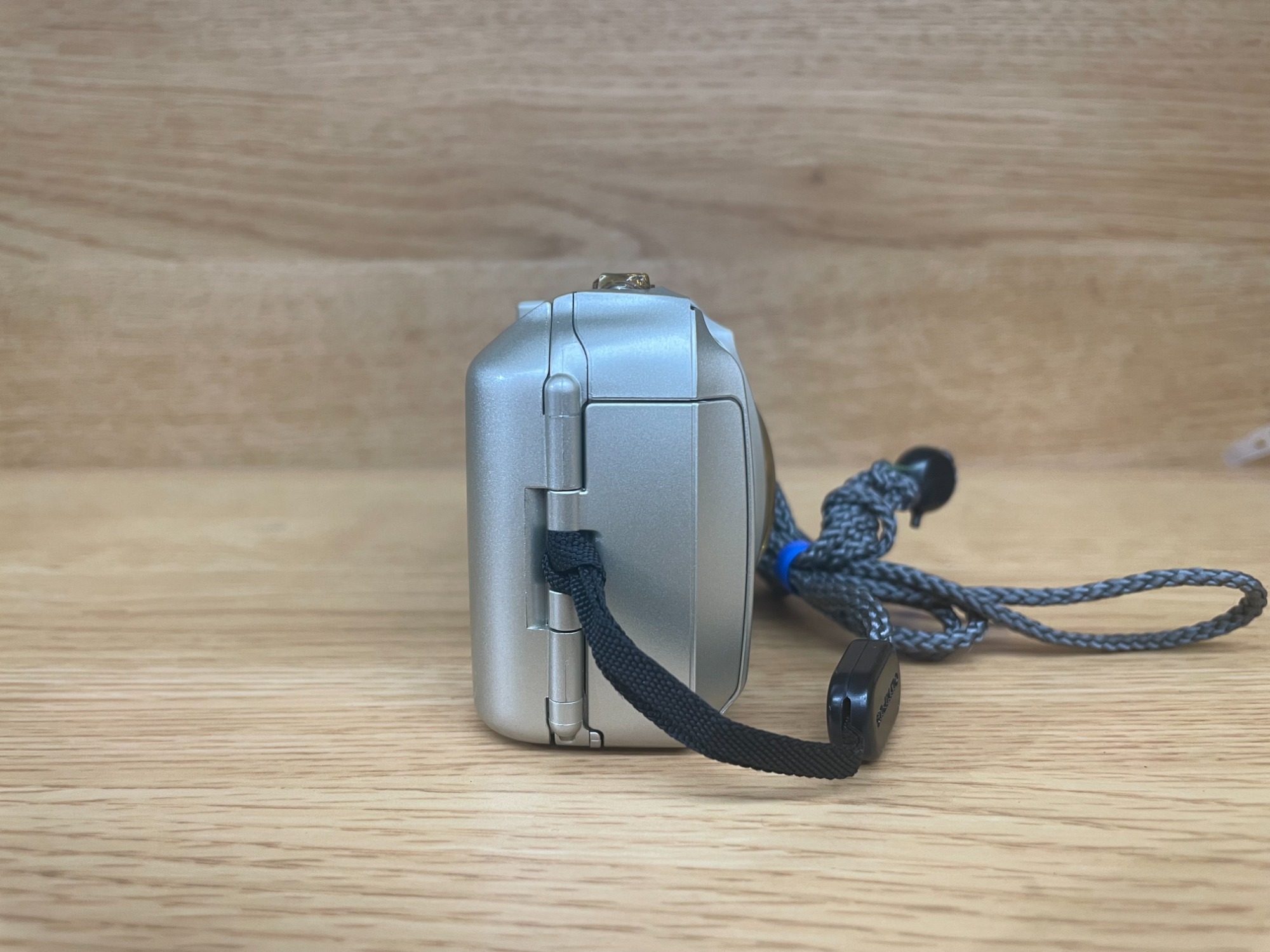 スマホで購入】OLYMPUS(オリンパス) コンパクトカメラ μ-Ⅱ 80