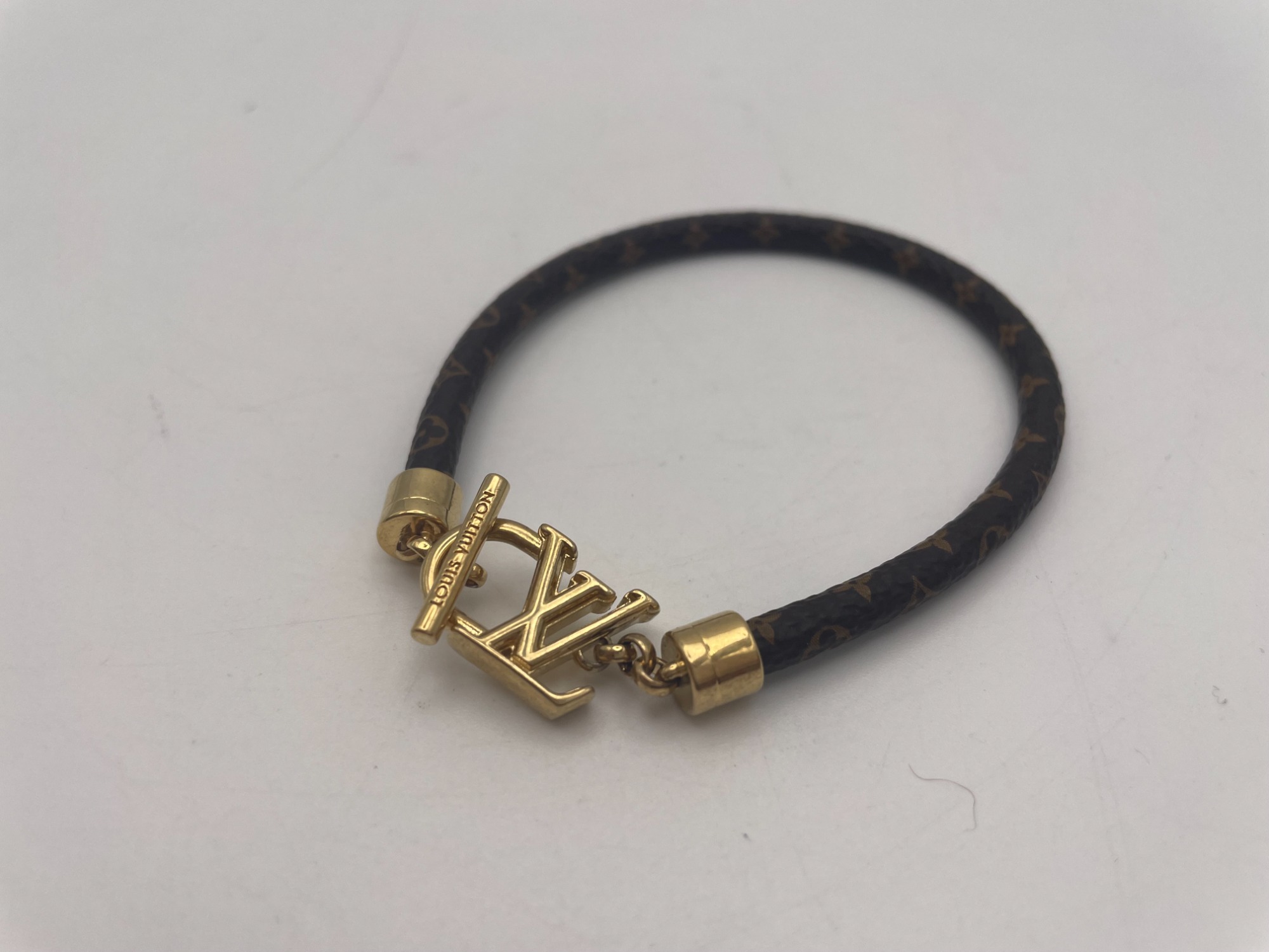 希少 LouisVuitton ブレスレット LVディメンション コードン 2色 LOUIS VUITTON ブレスレット・LV ディメンション コードン