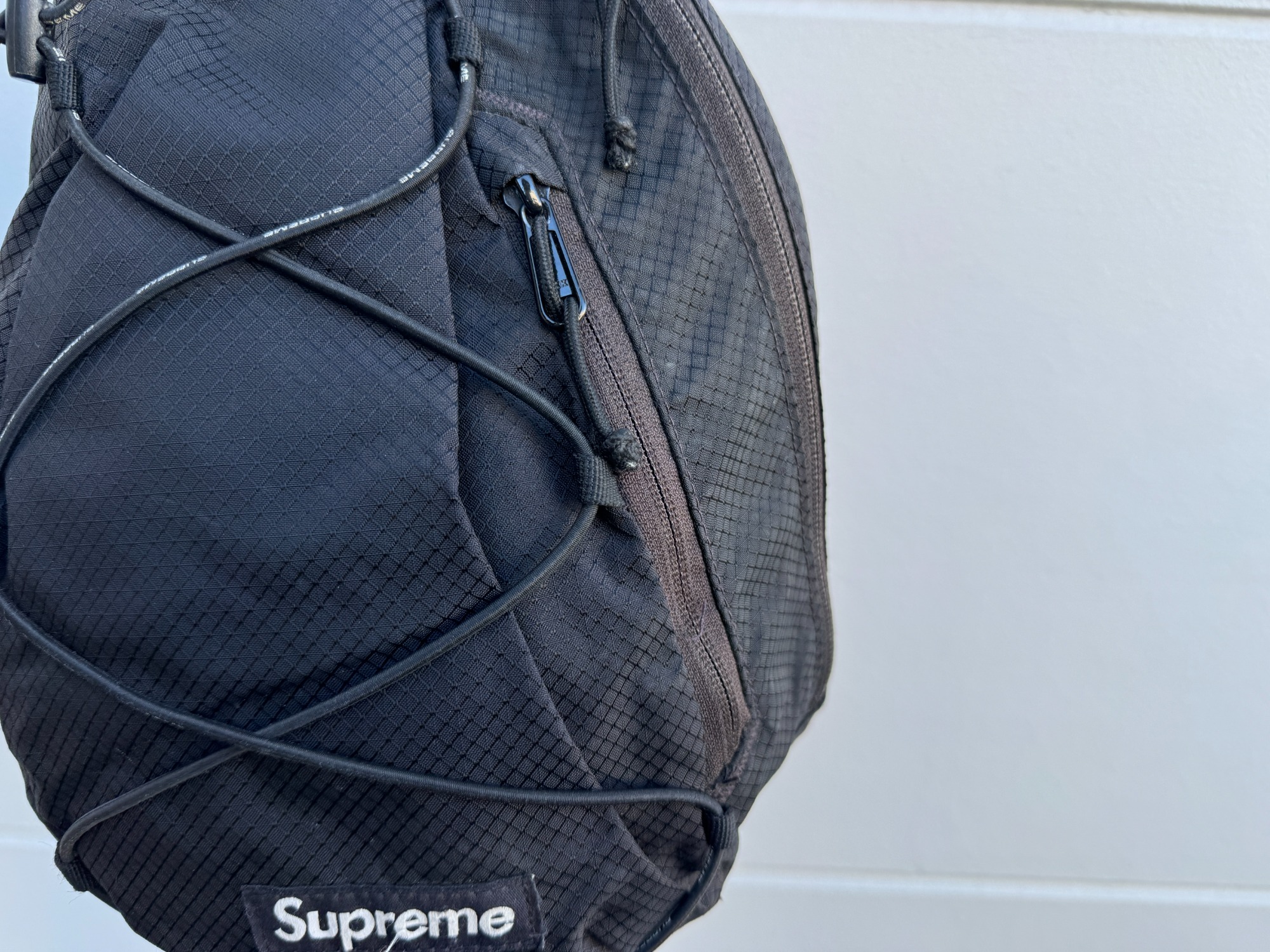 スマホで購入】Supreme(シュプリーム) 22SSスリングバッグ 買取入荷