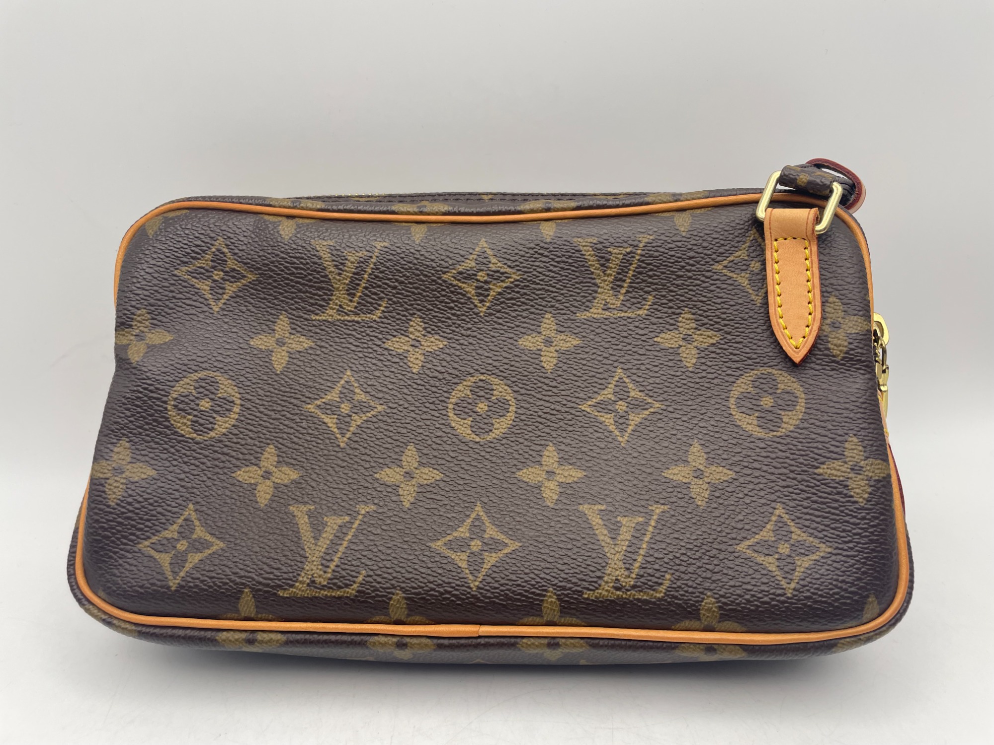 美品❗️ルイビィトンポーチ　マルリー スマホで購入】LOUIS VUITTON(ルイ ヴィトン) ショルダーポーチ