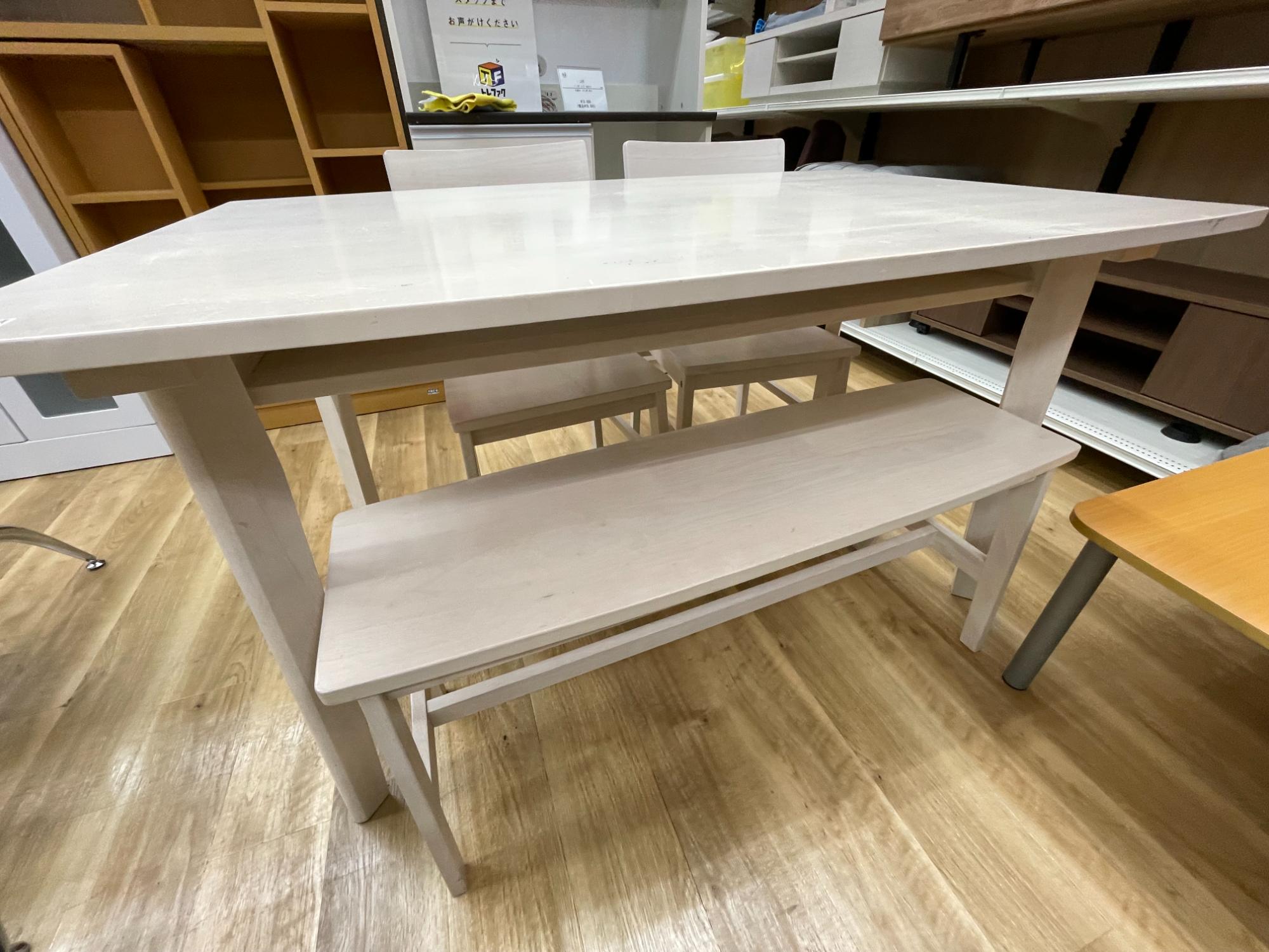 ニトリ ベンチダイニング4点セット 買取入荷しました!!｜2026年02月07