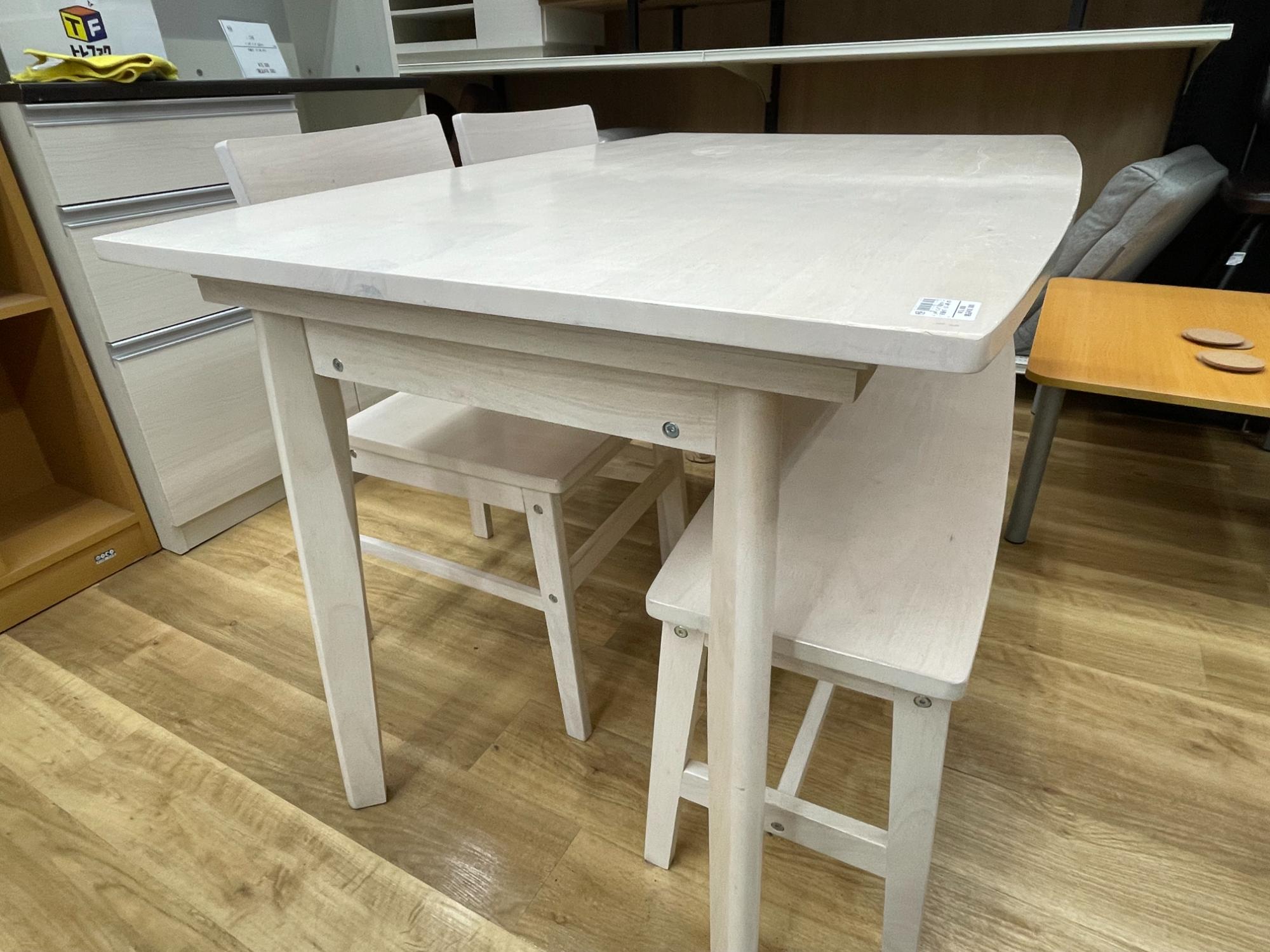 ニトリ ベンチダイニング4点セット 買取入荷しました!!｜2026年02月07