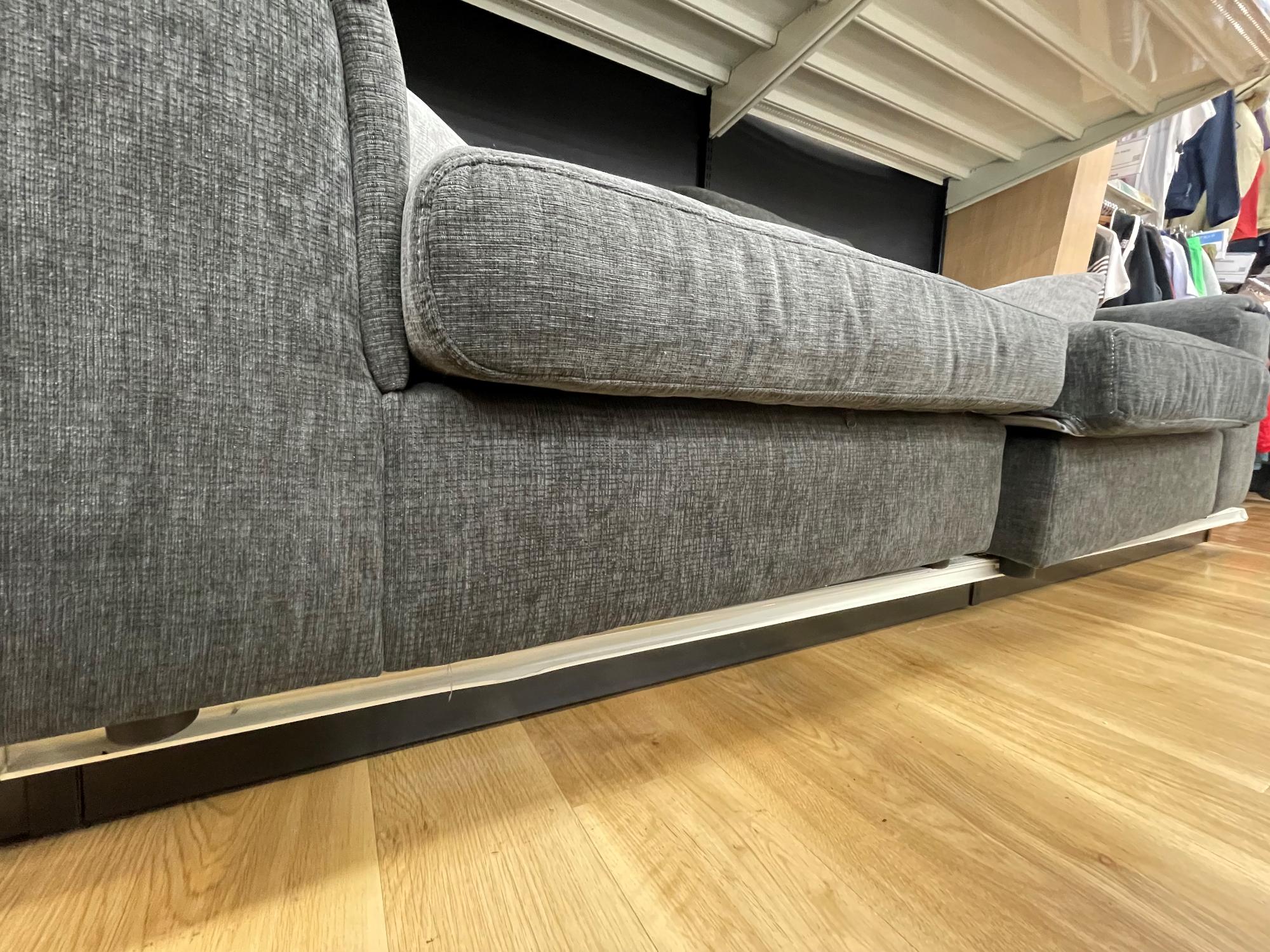 ニトリ 3人掛けワイドセパレートソファー 買取入荷しました!!｜2026年