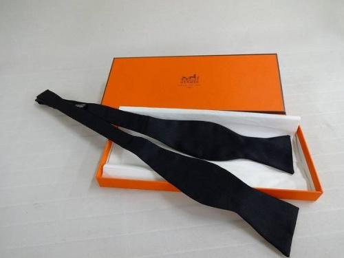 ネクタイのHERMES