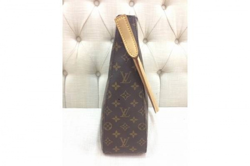 バッグのLOUIS VITTON
