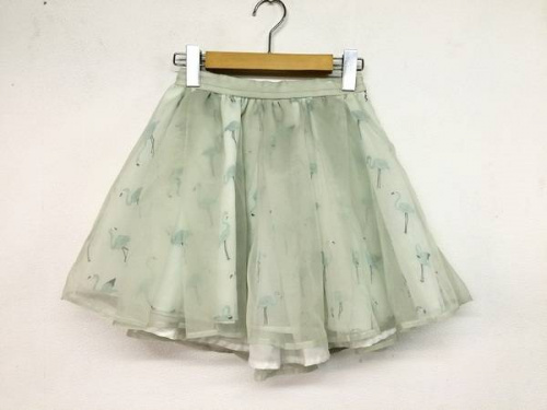 スカートのニット