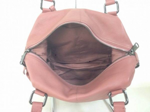 バッグのバーバリー(BURBERRY)