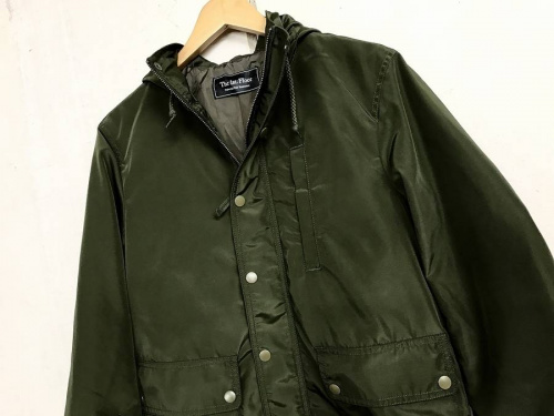 パーカーのジャケット