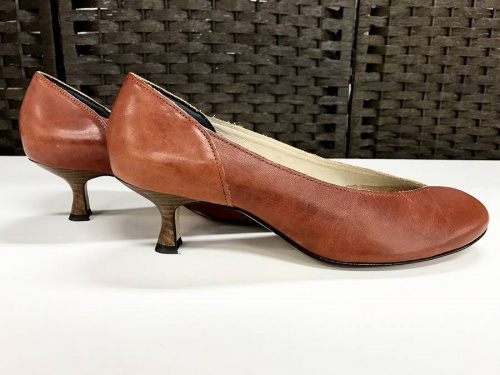 シューズのパンプス