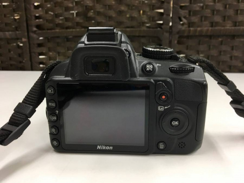 一眼レフのニコン（NIKON）
