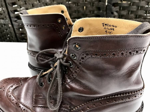 ブーツのTRICKER'S