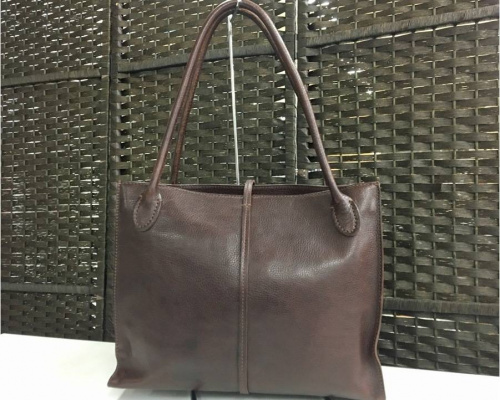 バッグのトートバッグ