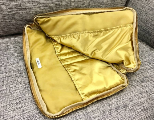バッグのセカンドバッグ