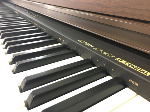 楽器・ホビー雑貨の電子ピアノ