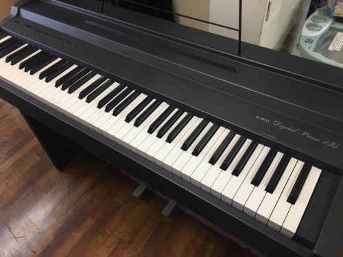 電子ピアノ