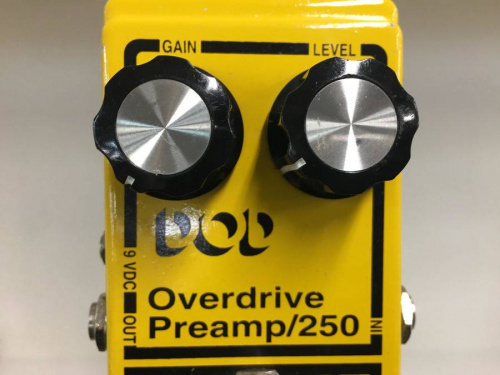 楽器のエフェクター