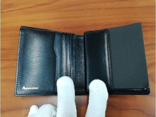 財布の未使用品