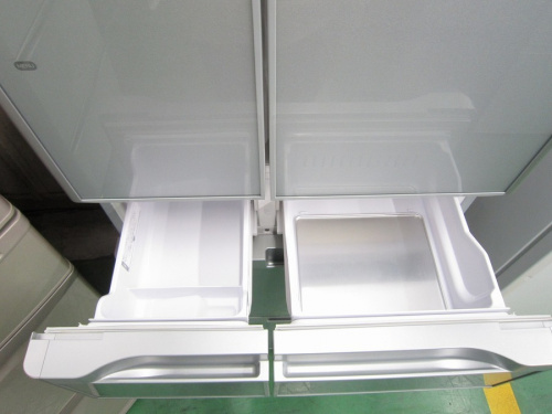 6ドア冷蔵庫のHITACHI