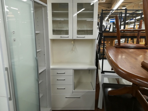 家具のカップボード・食器棚