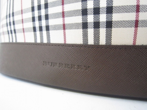 バッグのBURBERRY