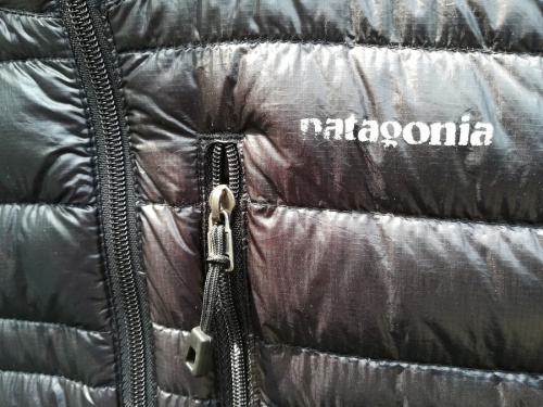 イベントなうのダウンジャケット