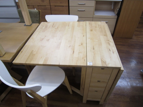 家具のダイニングセット