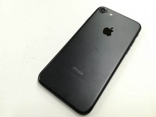 iPhone7のApple