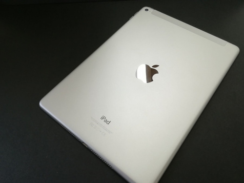 タブレットのiPad Air
