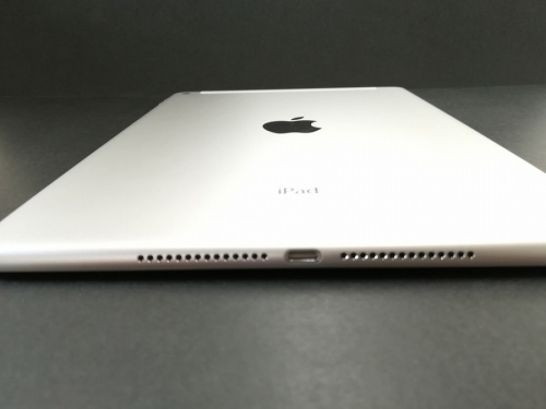 iPad AirのApple