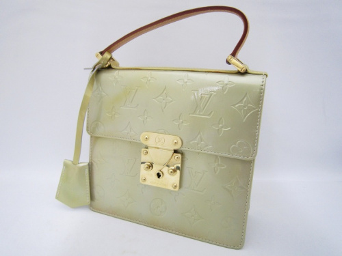 ブランド・ラグジュアリーのLOUIS VUITTON