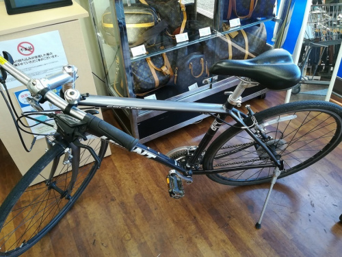 スポーツ用品の自転車