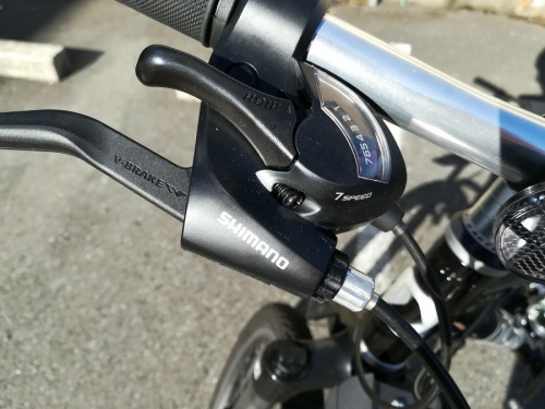 マウンテンバイクのLOUIS GARNEAU