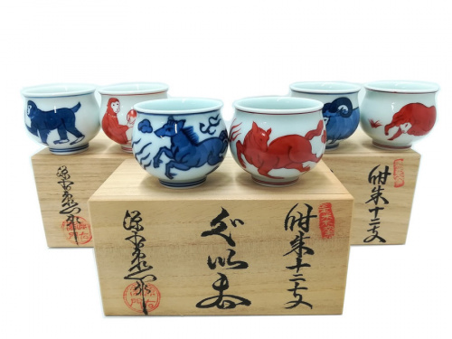 骨董