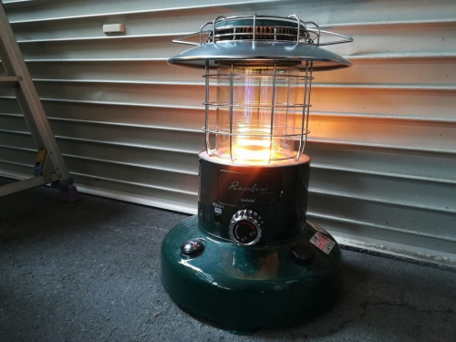 季節家電の燃焼系暖房器具