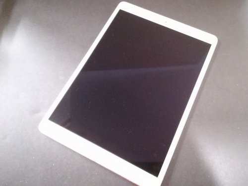 モバイル機器のタブレット