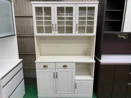 レンジボード　中古のカップボード・食器棚