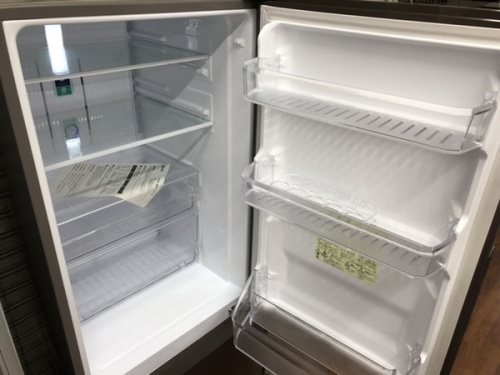 冷蔵庫の2ドア冷蔵庫