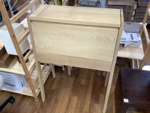 家具のカリモク