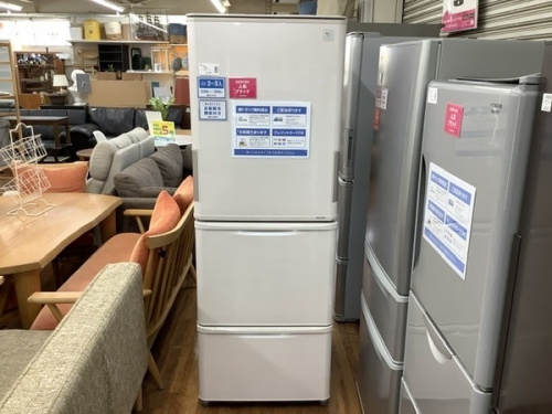 キッチン家電の冷蔵庫