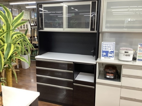 家具のカップボード・食器棚