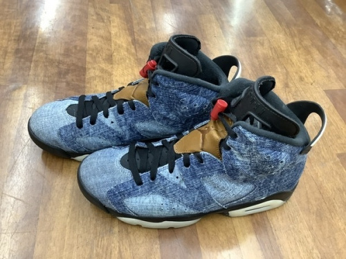 スニーカーのNIKE