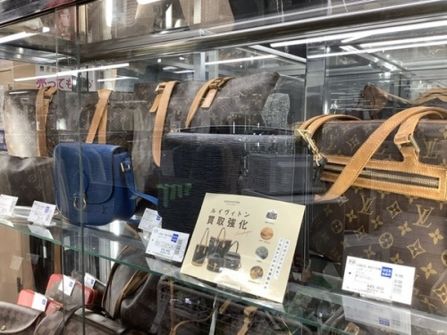 大宮 ブランドのバッグ